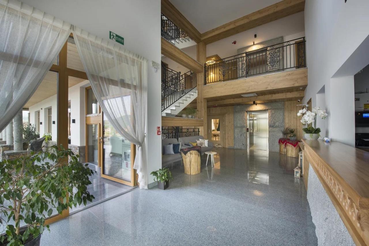 Aparthotel Askana Bialka Tatrzanska Bagian luar foto